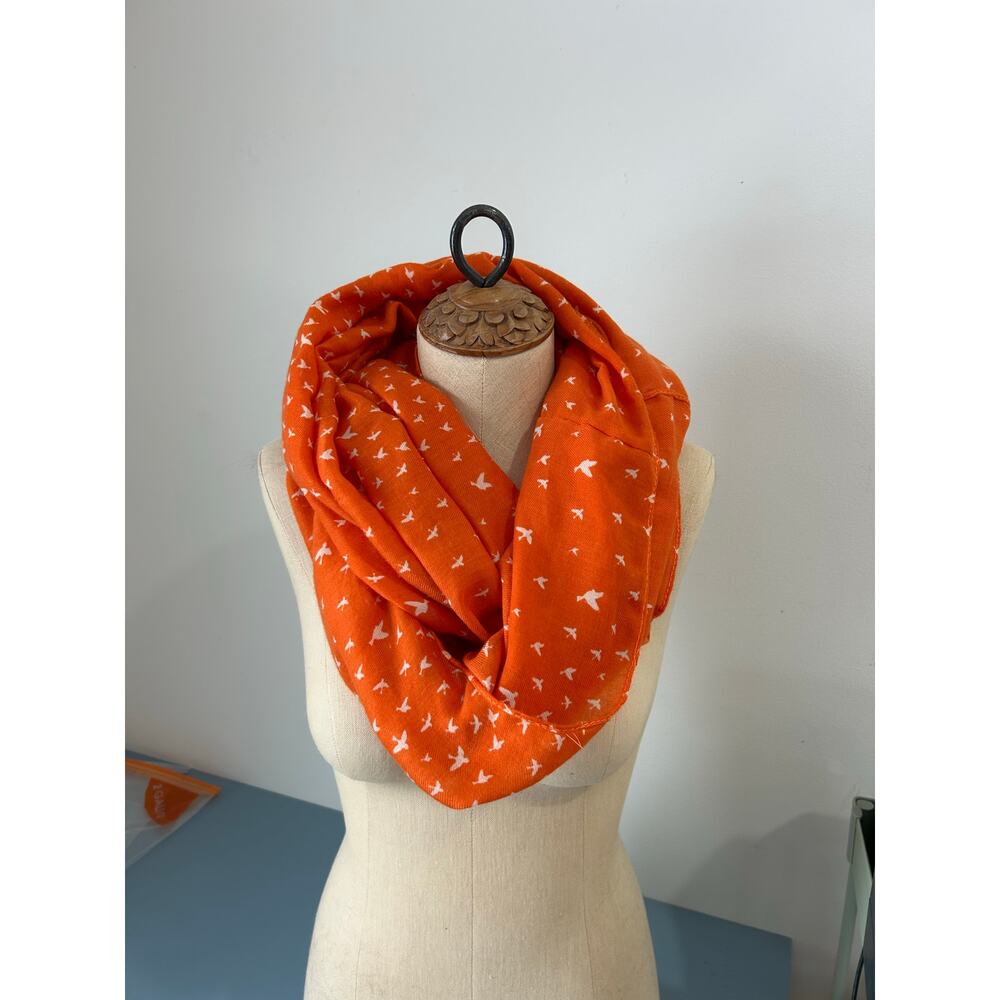 Infinity Scarf orange with white bird print all over